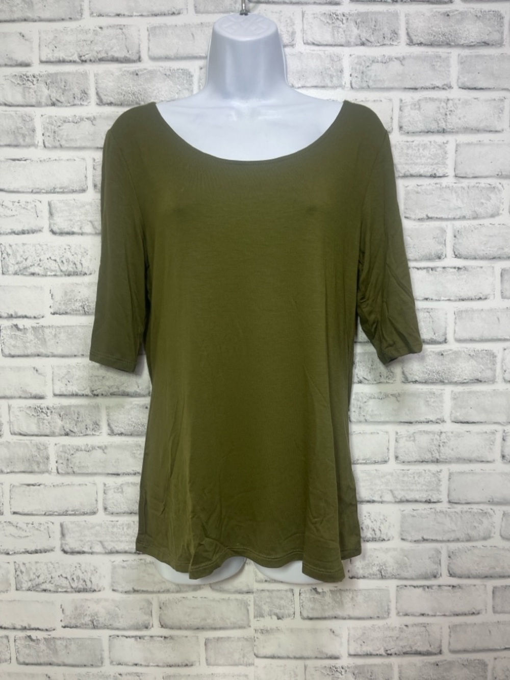 Cable & Gauge Green Round Neck Multiple String Upper Open Back Top Large